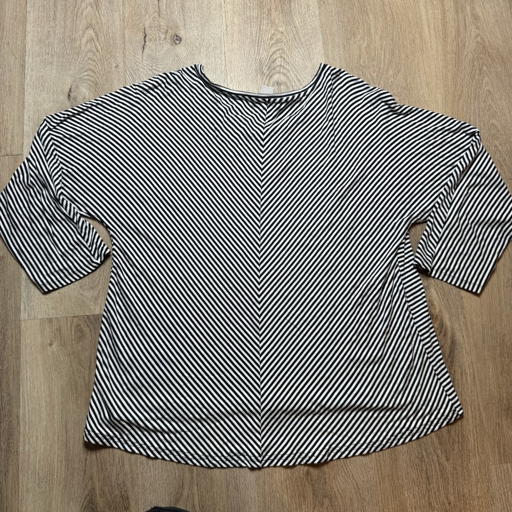 Chico's‎ women's black and white stripe 3/4 sleeve top Size L - Picture 2 of 6